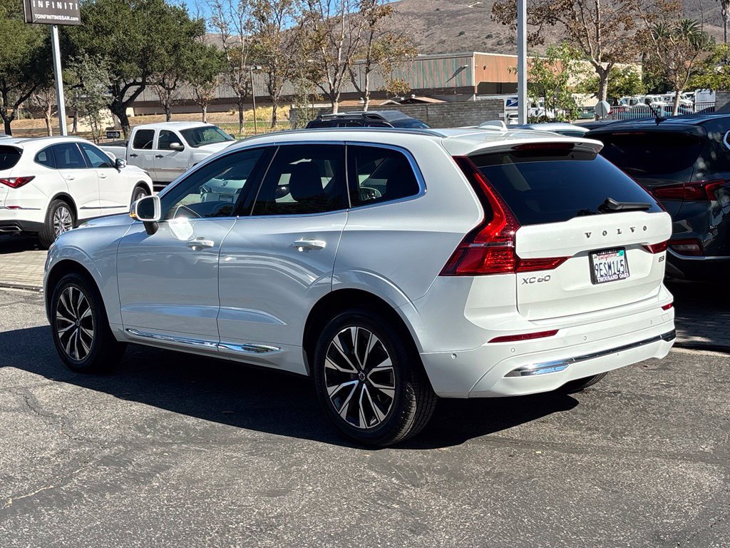 Used 2023 Volvo XC60 B5 Plus AWD/4WD image 10