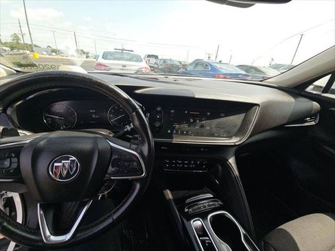 Used 2022 Buick Envision Preferred FWD image 17