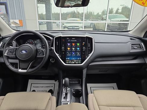 Used 2025 Subaru Ascent Premium w/ Premium Package image 19