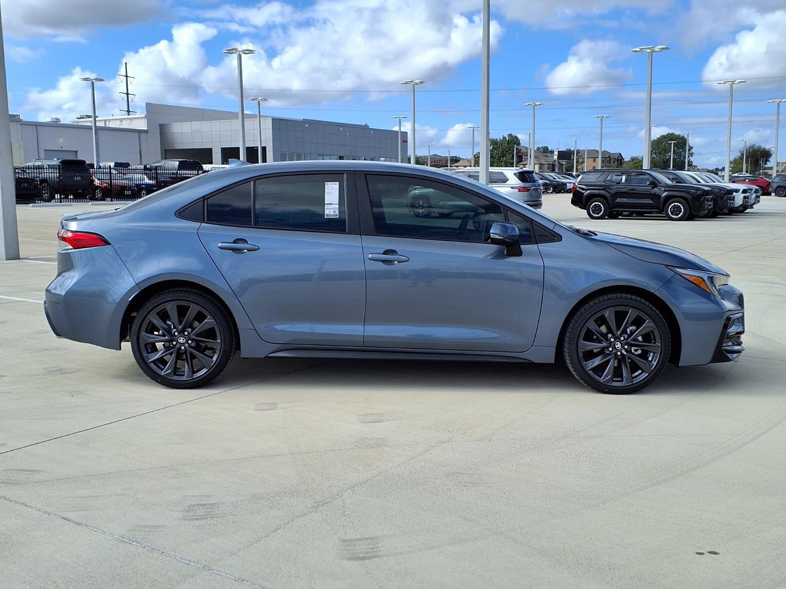 New 2027 Toyota Corolla SE FWD image 10