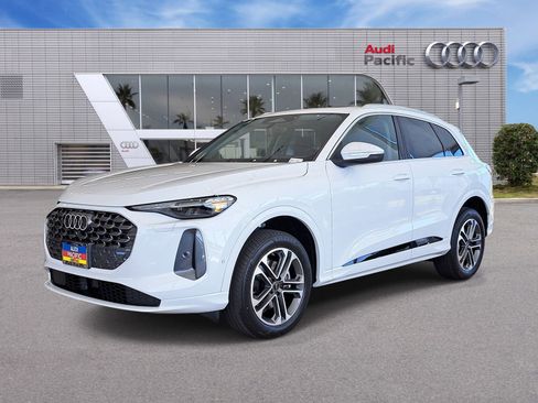 New 2026 Audi Q5 Premium Plus AWD/4WD image 1