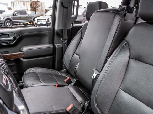 Used 2019 GMC Sierra 1500 SLT image 32