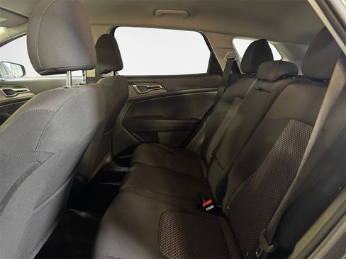Certified 2024 Kia Sportage LX image 24