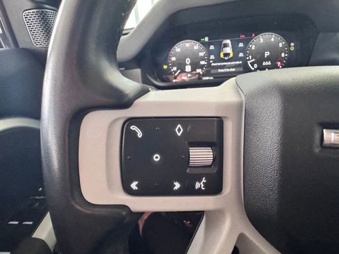 Used 2023 Land Rover Defender 110 S image 43