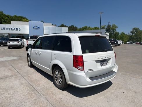 Used 2019 Dodge Grand Caravan SXT FWD image 7