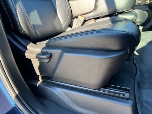 Used 2022 Chevrolet Silverado 2500 LT w/ Convenience Package image 24