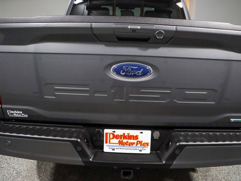 Used 2023 Ford F150 Lariat w/ Equipment Group 502A High image 9