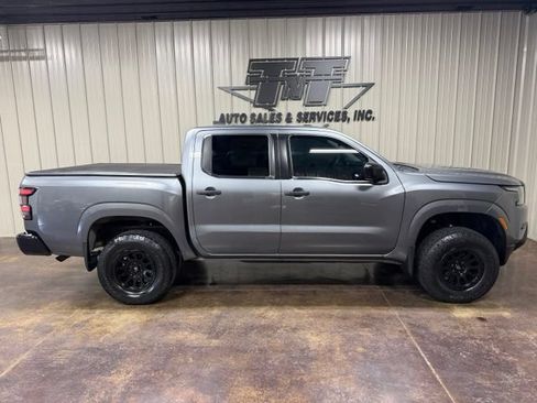 Used 2022 Nissan Frontier S w/ Technology Package AWD/4WD image 7
