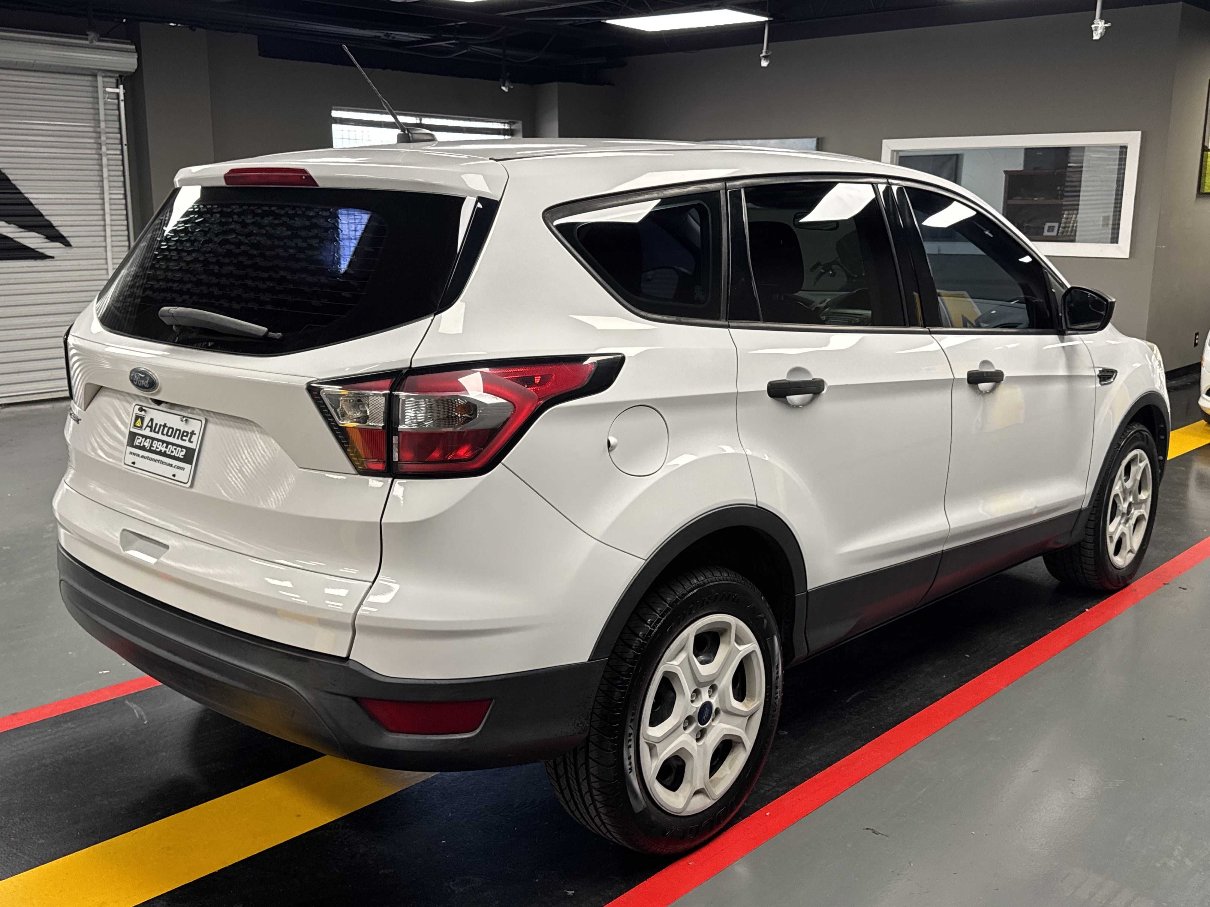 Used 2017 Ford Escape S FWD image 6