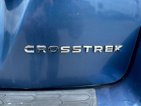 Used 2020 Subaru Crosstrek 2.0i Premium w/ Moonroof Package 2 AWD/4WD image 31