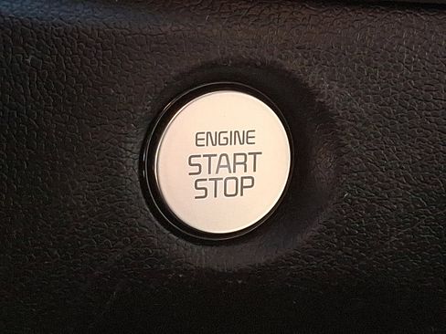 Certified 2024 Kia Sorento S image 24