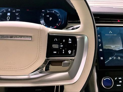 Certified 2023 Land Rover Range Rover SE image 21