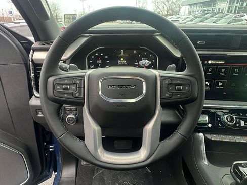 New 2026 GMC Sierra 1500 Denali w/ Denali Reserve Package AWD/4WD image 17
