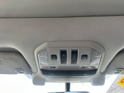 Used 2020 Subaru Ascent Limited w/ Technology Package image 8