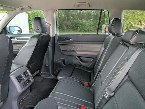 Used 2023 Volkswagen Atlas SE FWD image 16