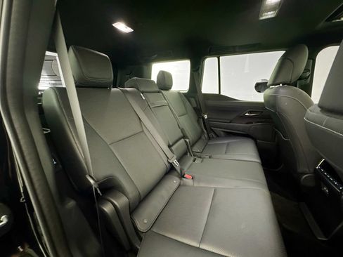 Used 2025 Lexus GX 550 w/ Cold Area Package AWD/4WD image 27