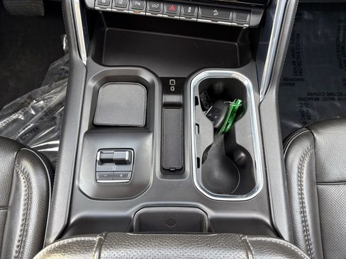 Used 2024 GMC Sierra 3500 Denali w/ Denali Reserve Package image 28