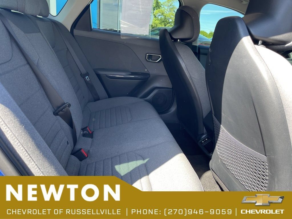 Used 2025 Kia K4 EX FWD image 25