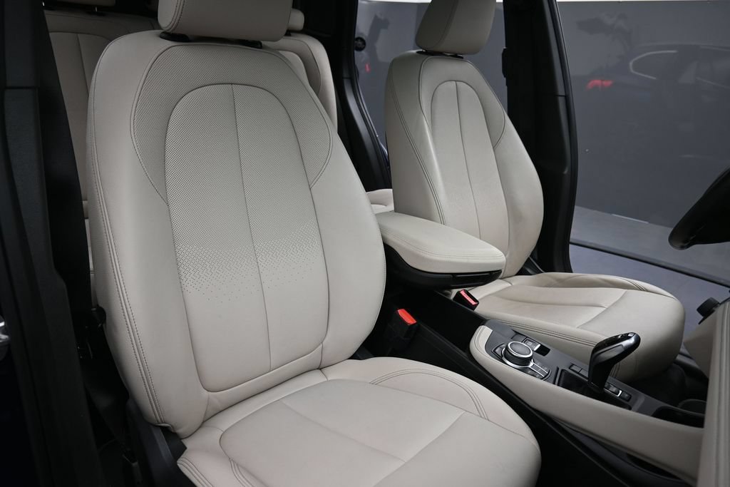 Used 2020 BMW X1 sDrive28i w/ Premium Package FWD image 21