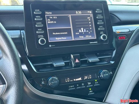 Certified 2022 Toyota Camry LE FWD image 27