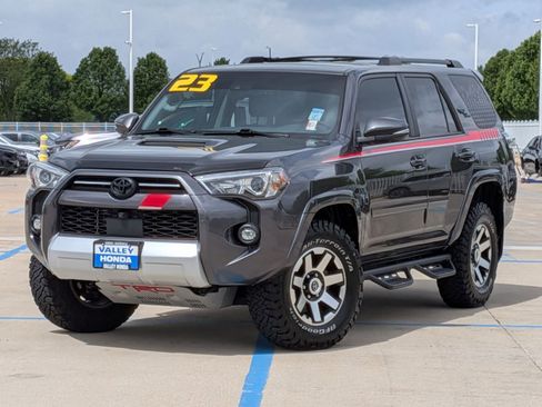 Used 2023 Toyota 4Runner TRD Off-Road Premium w/ Off Road Premium Plus Package AWD/4WD image 2
