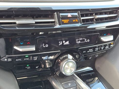 Used 2023 Acura MDX SH-AWD w/ Technology Package image 41