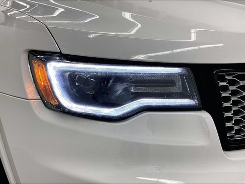 Used 2022 Jeep Grand Cherokee Laredo X AWD/4WD image 31
