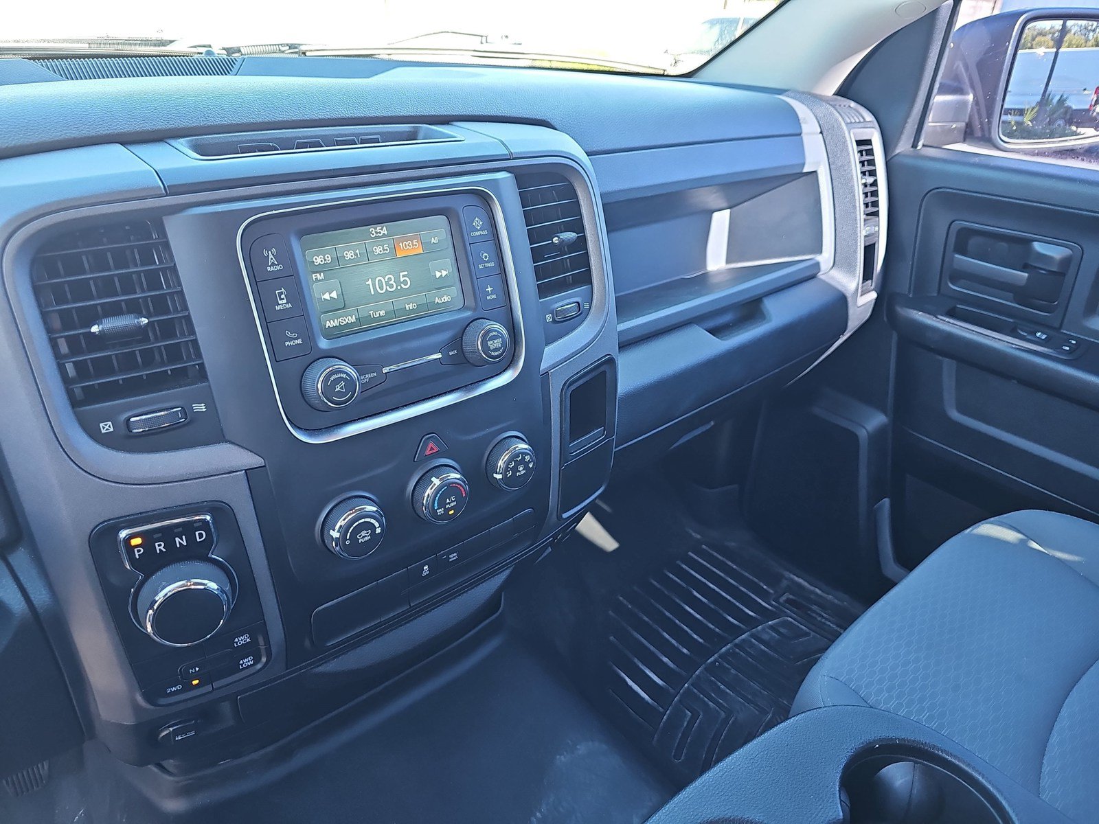 Used 2018 RAM 1500 Express w/ Express Value Package AWD/4WD image 21