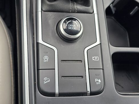 Used 2021 Kia Sorento S w/ Panoramic Sunroof Package FWD image 21
