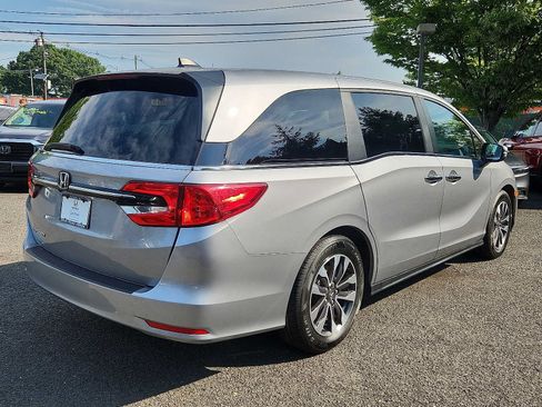 Used 2023 Honda Odyssey EX-L image 6