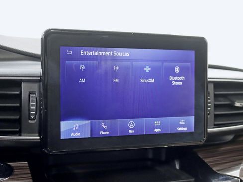 Used 2023 Ford Explorer Limited w/ Equipment Group 301A AWD/4WD image 20