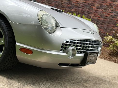 Used 2005 Ford Thunderbird RWD image 44