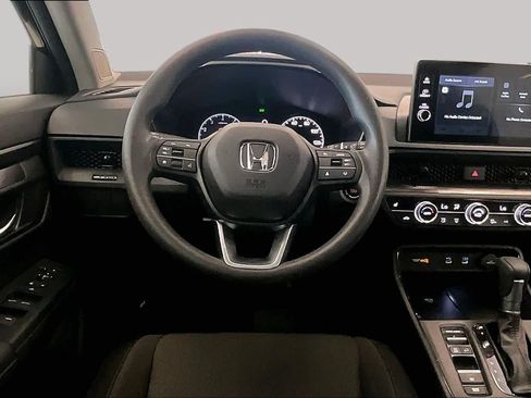 Used 2026 Honda CR-V EX image 5