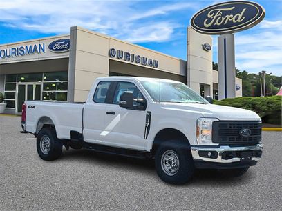 New 2026 Ford F250 XL w/ XL Off-Road Package