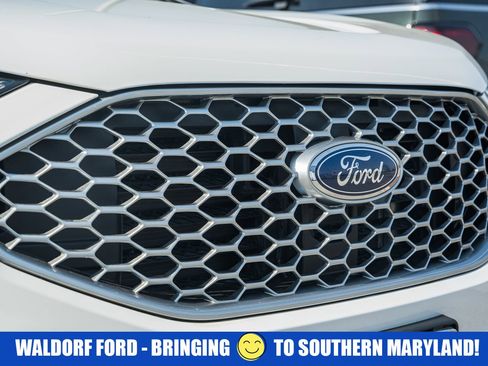 Certified 2024 Ford Edge SEL w/ Convenience Package image 14