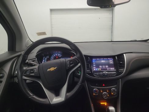 Used 2022 Chevrolet Trax LT w/ Driver Confidence Package AWD/4WD image 22