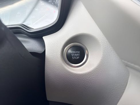 Used 2023 Toyota Corolla Cross LE FWD image 18