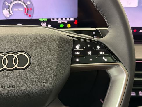 New 2026 Audi Q3 quattro 2.0T AWD/4WD image 27