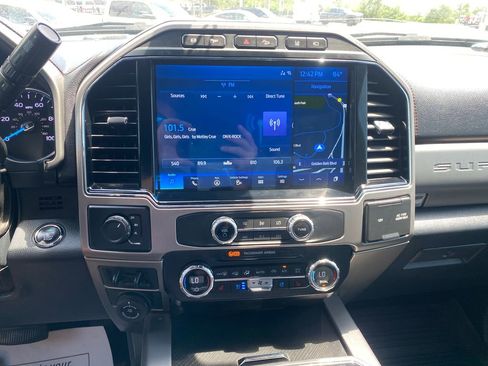 Used 2022 Ford F450 Platinum w/ FX4 Off-Road Package AWD/4WD image 20
