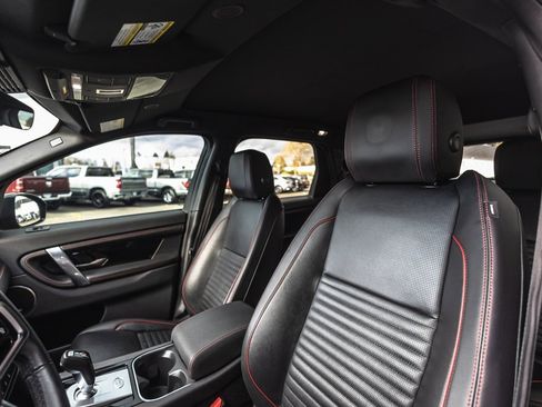 Used 2023 Land Rover Discovery Sport SE R-Dynamic image 18