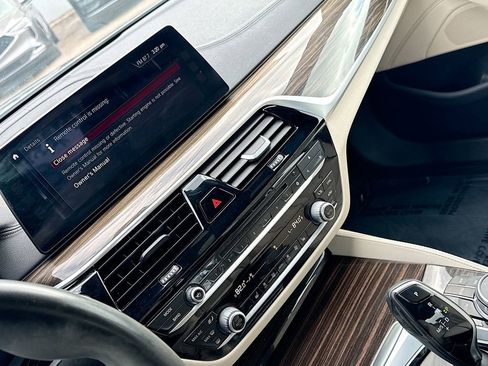 Used 2017 BMW 540i 540i image 28