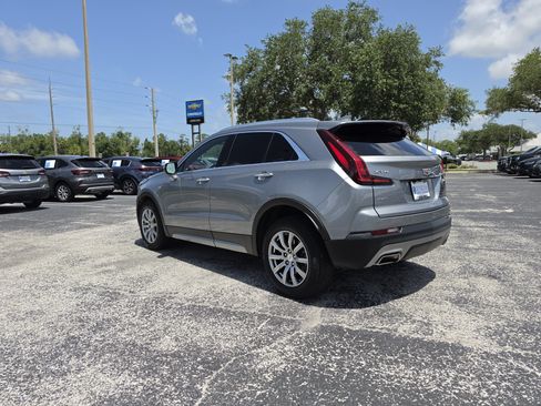 Used 2023 Cadillac XT4 Premium Luxury w/ Cold Weather Package AWD/4WD image 7