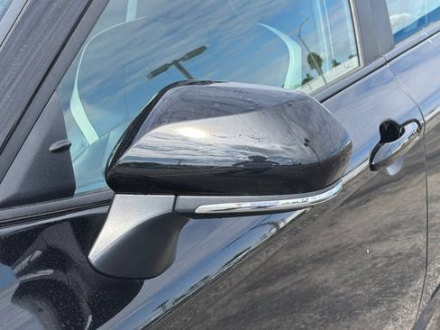Used 2025 Toyota Camry SE FWD image 41