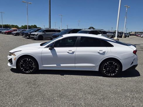 Used 2023 Kia K5 GT-Line w/ GT-Line Premium Package FWD image 4