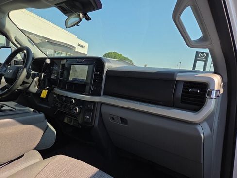 Used 2026 Ford F250 XLT AWD/4WD image 13