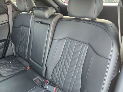 Used 2023 Kia Sportage X-Line AWD/4WD image 11