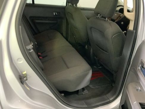 Used 2010 Ford Edge SE image 23