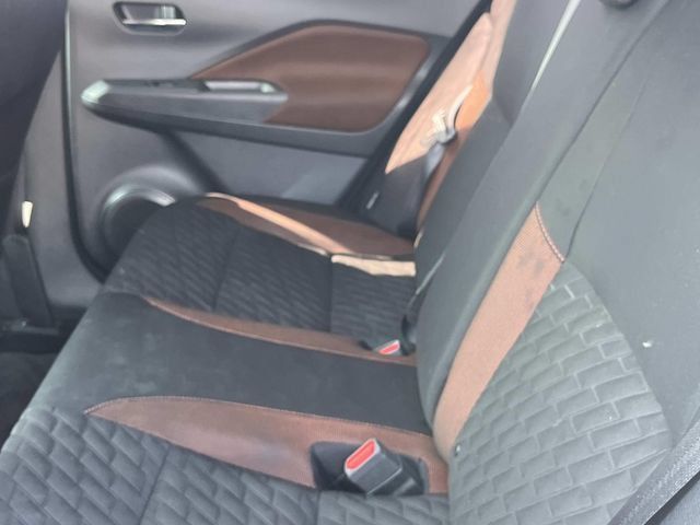 Used 2022 Nissan Kicks SR FWD image 20