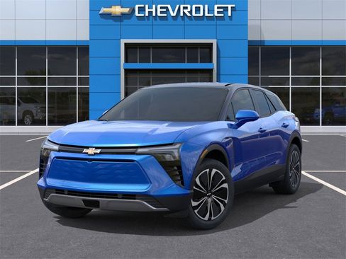 New 2025 Chevrolet Blazer EV LT image 6