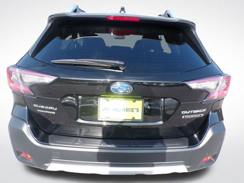 Used 2024 Subaru Outback Touring XT AWD/4WD image 3
